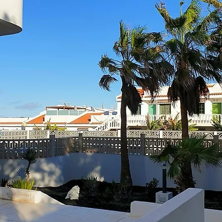 Apartment Ocean Breeze Seafront Condo Costa De Antigua