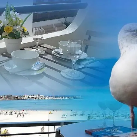 Apartment Ocean Breeze Seafront Condo