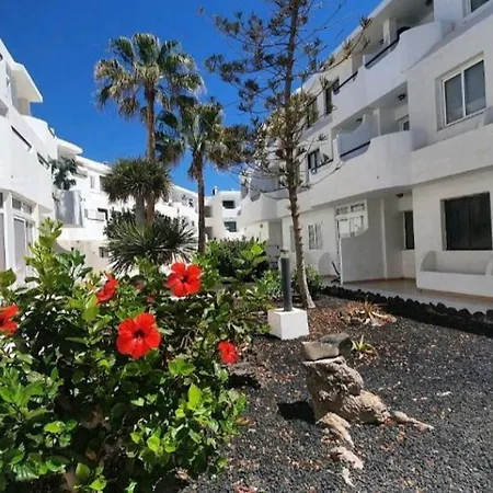 Apartment Ocean Breeze Seafront Condo